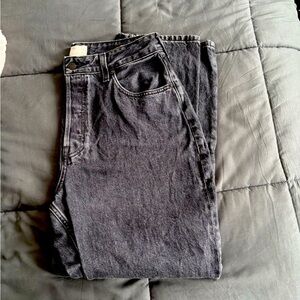 Everlane 99’s cheeky straight jeans